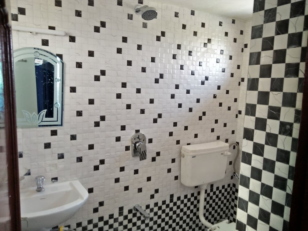 Фото Ganesham Guest House