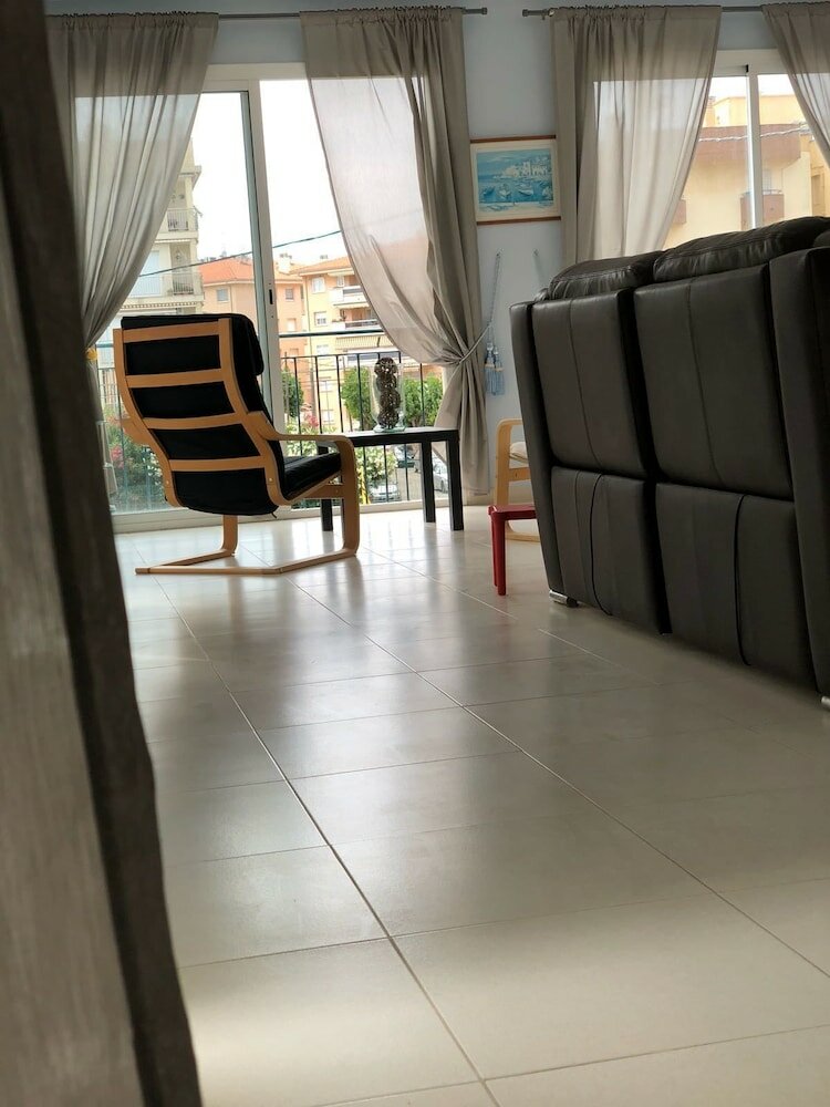 Фото Hotel Sant Jordi