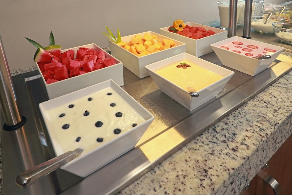 Фото Wyndham Garden Guadalajara Acueducto