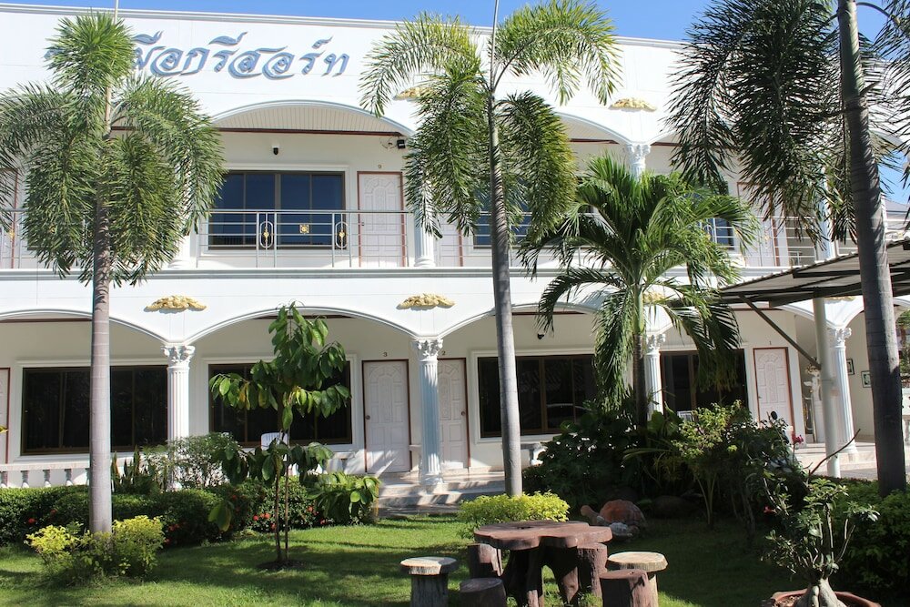 Фото White Elephant Resort