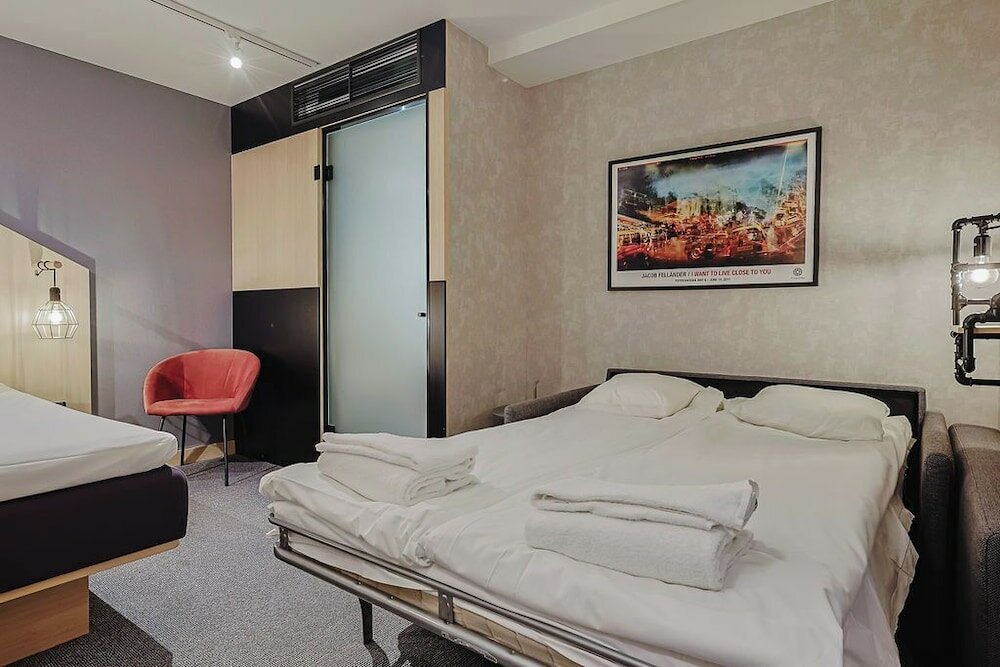 Фото Hotel With Urban Deli