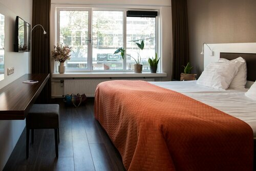 Внешний вид отеля Hotel Emma в Роттердаме, фото 2