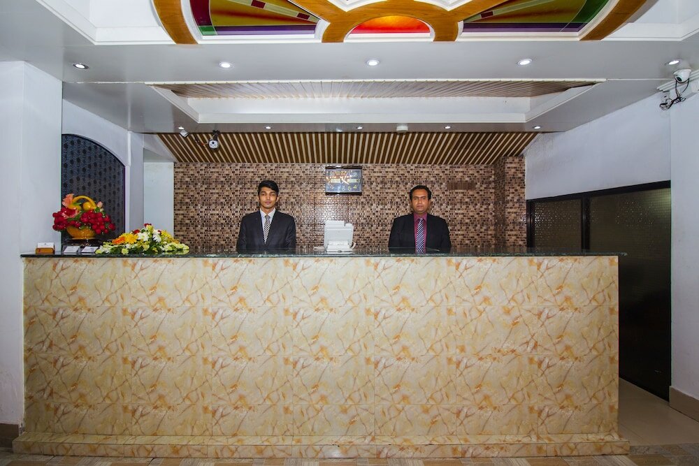 Фото Hotel Lake Breeze