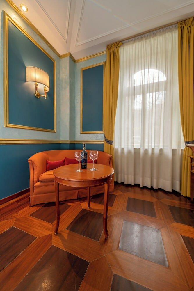 Фото Hotel Kinsky Fountain