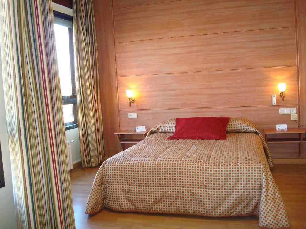 Фото Hotel Castilla