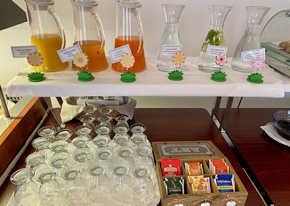 Фото Athos Hotel