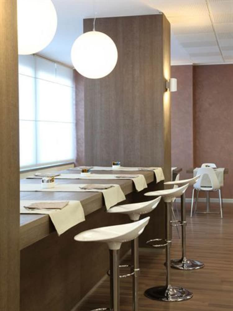 Фото B&b Hotel Milano Portello