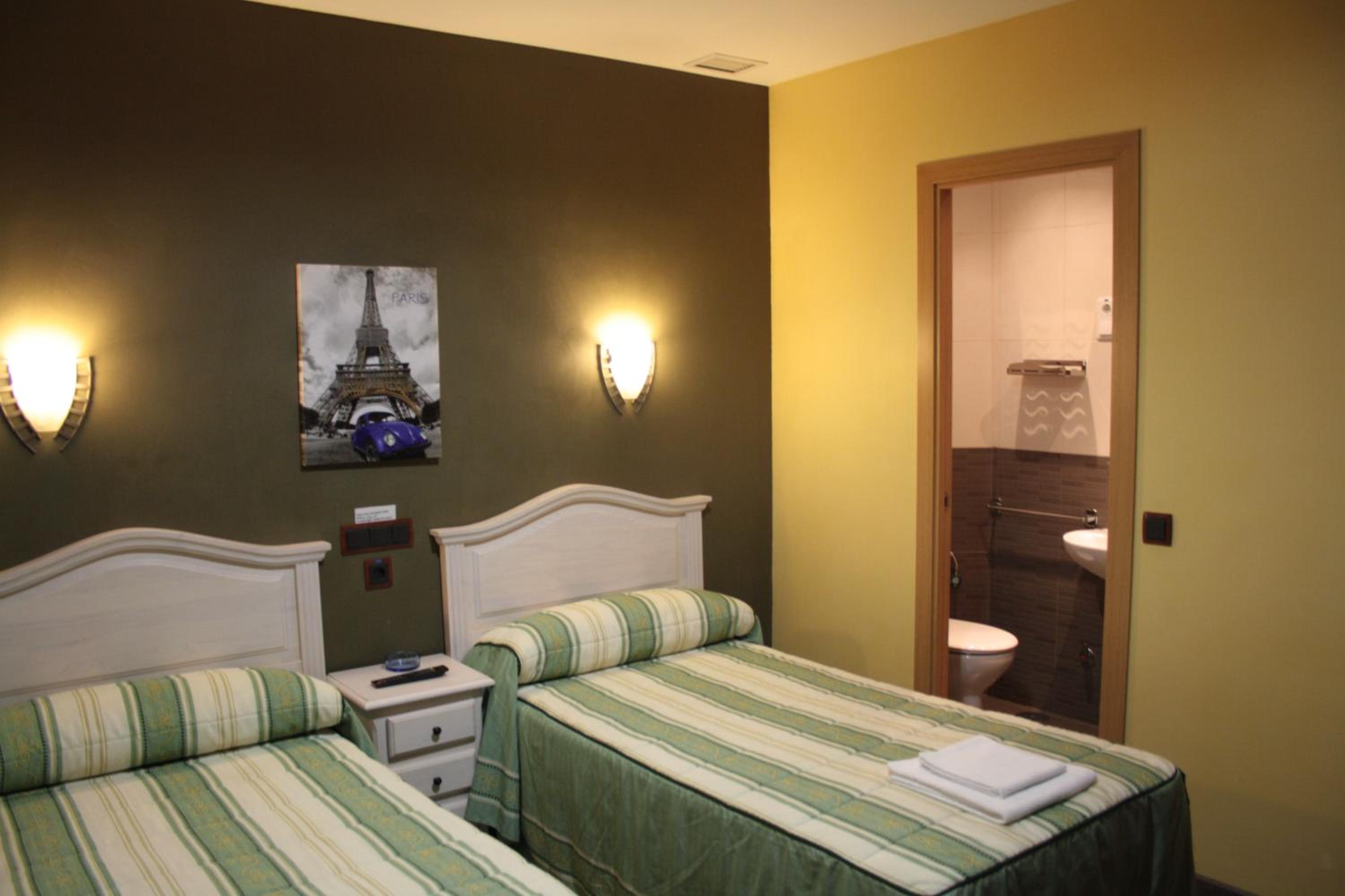 Фото Hostal Regio