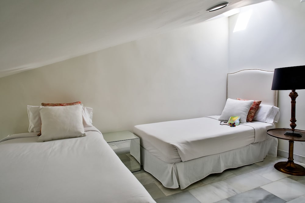 Фото Sonder Santa Ana