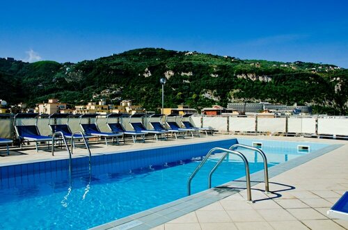 Гостиница Grand Hotel Cesare Augusto в Сорренто