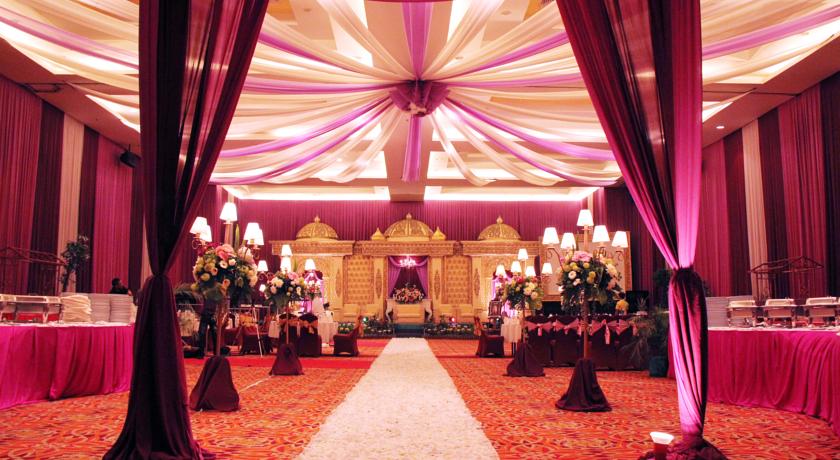 Фото Grand Suka Hotel