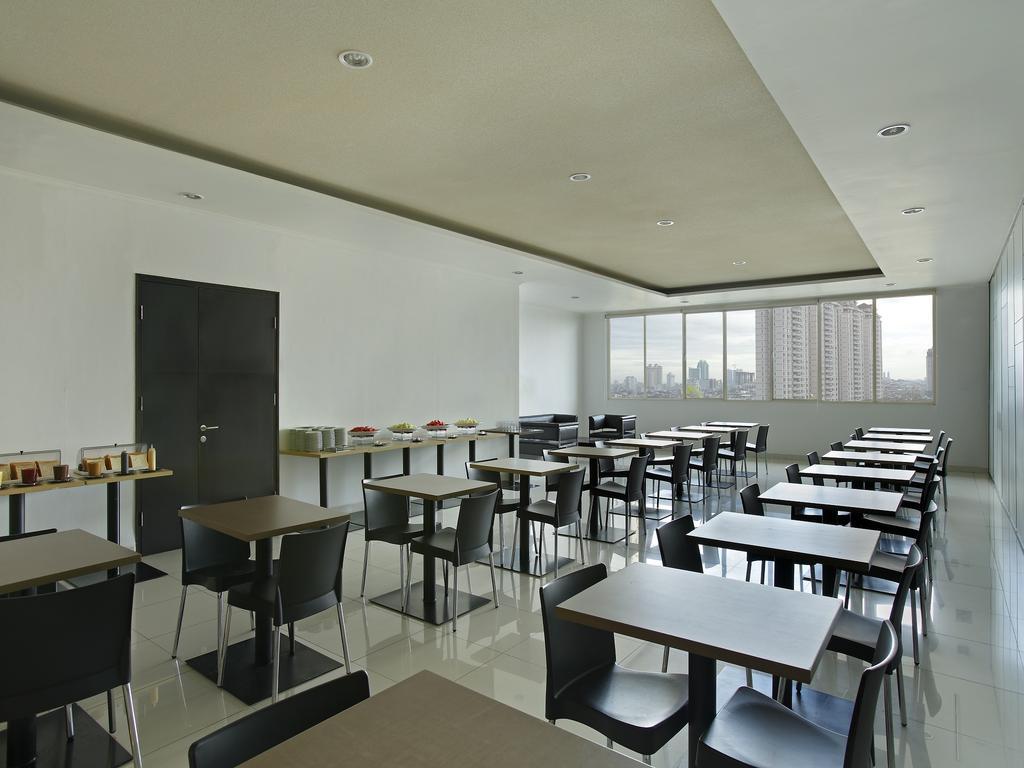 Фото Amaris Hotel Mangga Dua Square