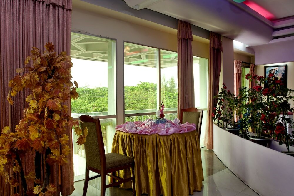 Фото Hotel Metro International