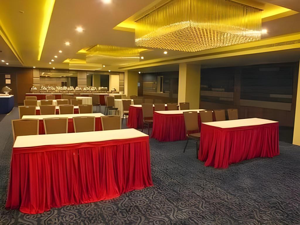 Фото Hotel Regalia Tirupati