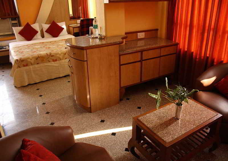 Фото Hotel Imperial Executive, Andheri