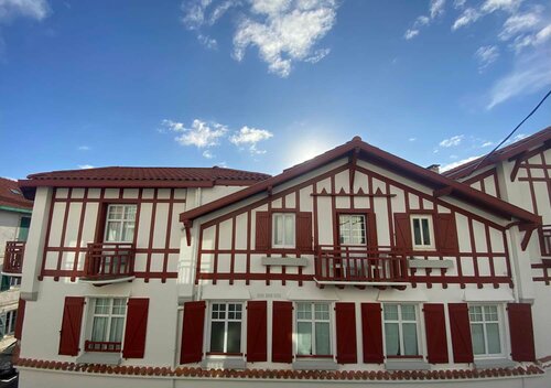 Внешний вид отеля Hotel Kemaris в Биаррце, фото 5