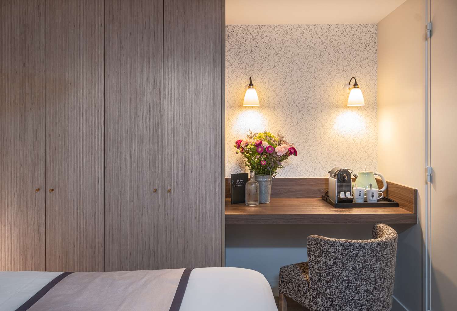 Фото The Hôtel Littéraire Arthur Rimbaud, BW Signature Collection