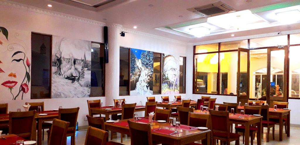 Фото Tilko Jaffna City Hotel