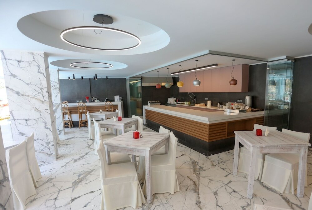 Фото Petra Hotel