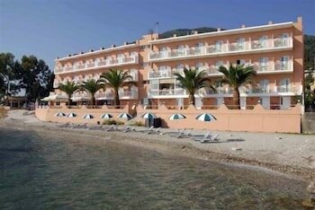 Фото Corfu Maris Hotel