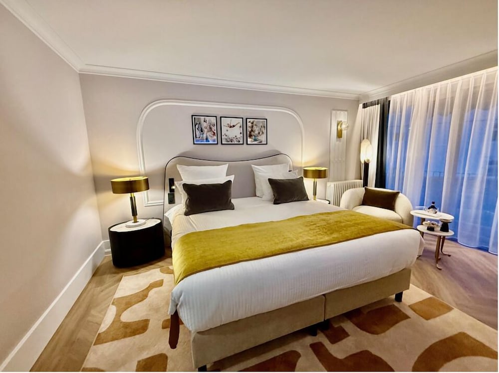 Фото Radisson Blu Badischer Hof Hotel, Baden-Baden