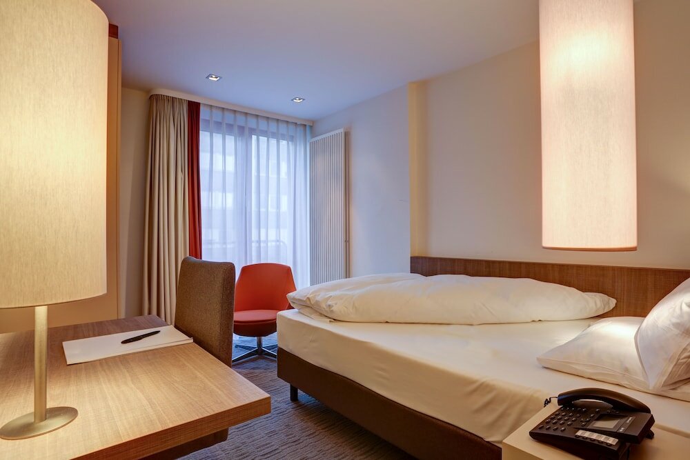 Фото Kommerzhotel Köln