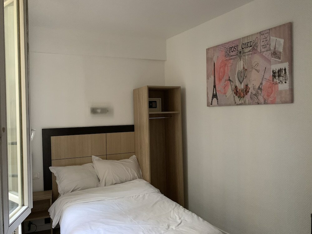 Фото Hôtel de Bordeaux