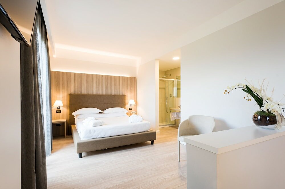 Фото Hotel Garden