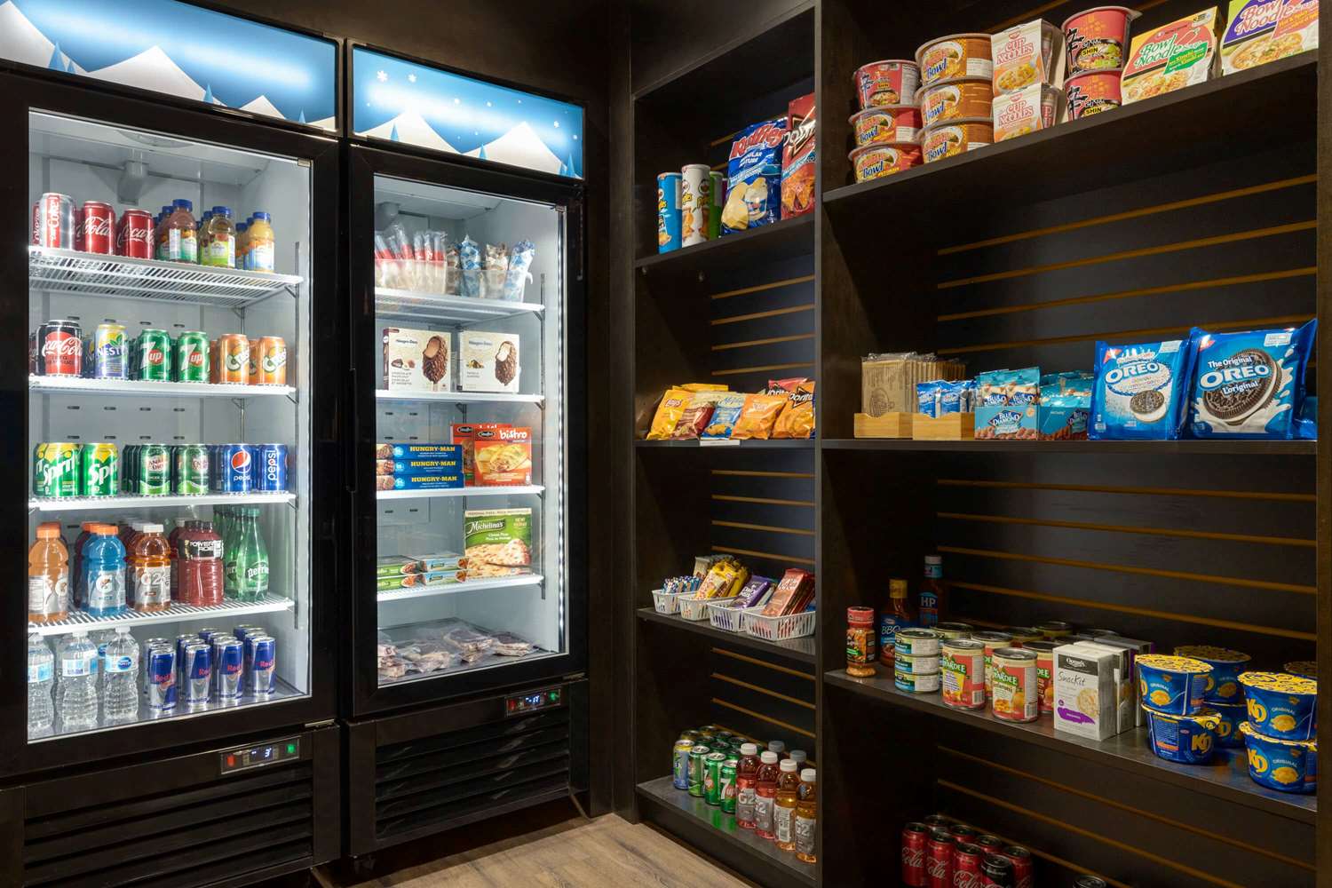 Фото Microtel Inn & Suites by Wyndham Lloydminster