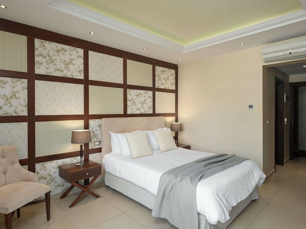 Фото Theartemis Palace Hotel