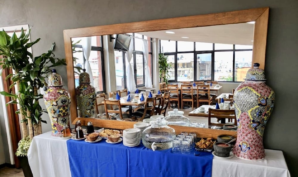 Фото Hotel Canada