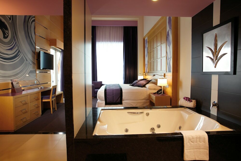 Фото Hotel Riu Plaza Guadalajara