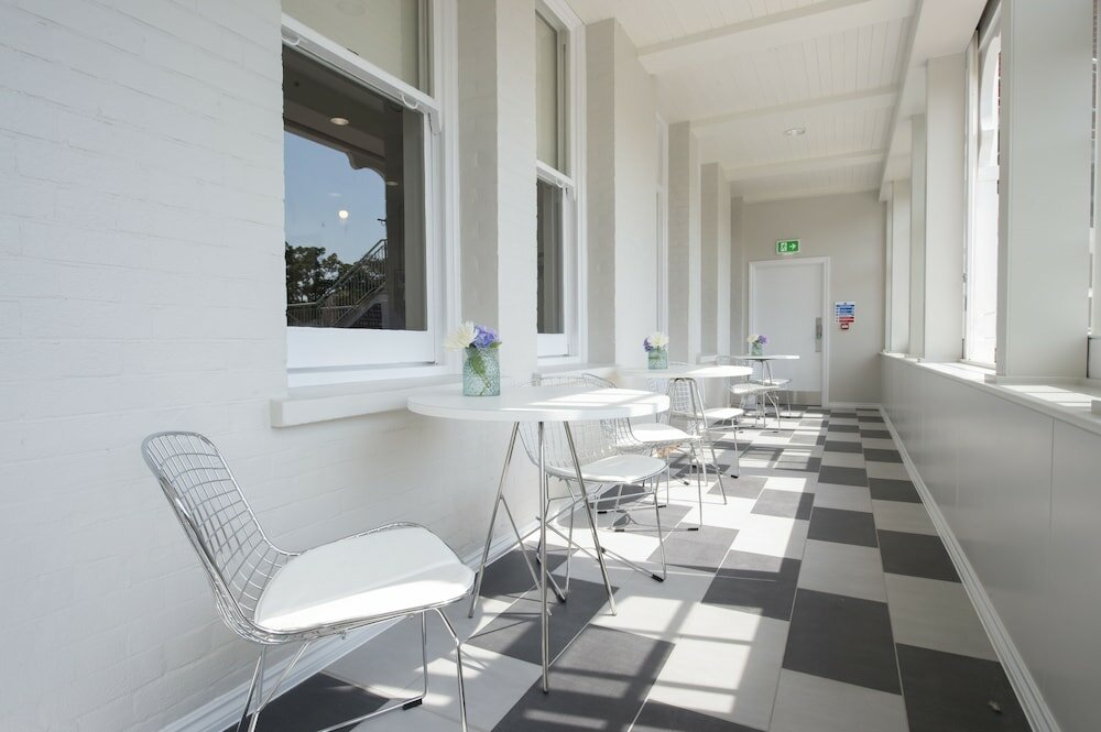 Фото Yarrow Hotel