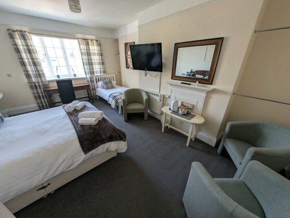 Фото The Bear Marlborough