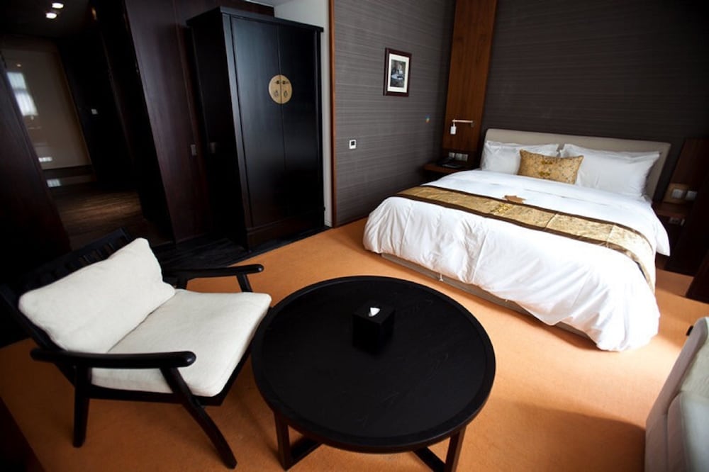 Фото Hotel MoMc Beijing