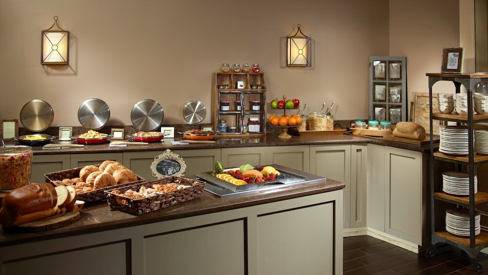 Фото Omni Riverfront Hotel