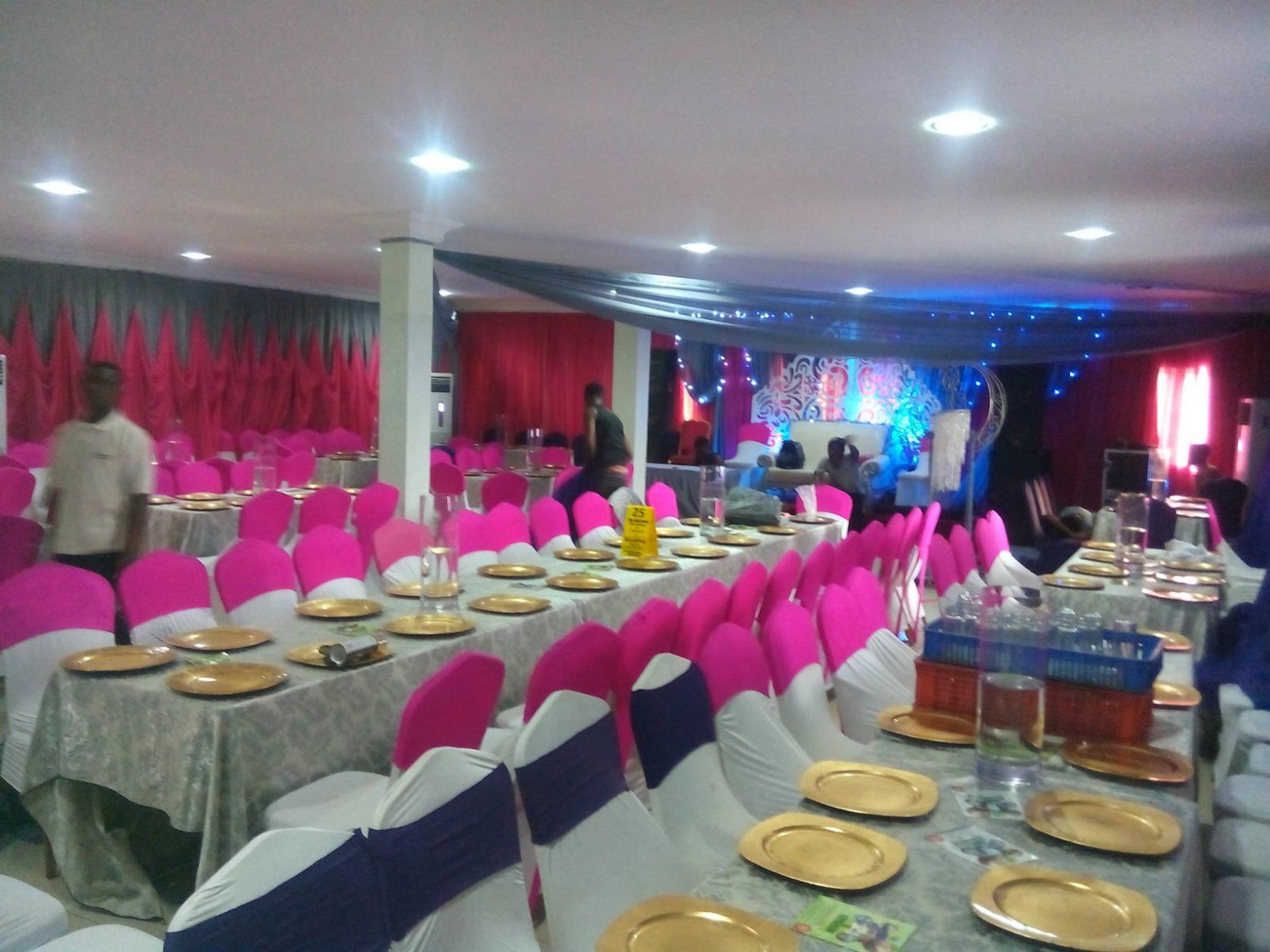 Фото Newcastle Hotel