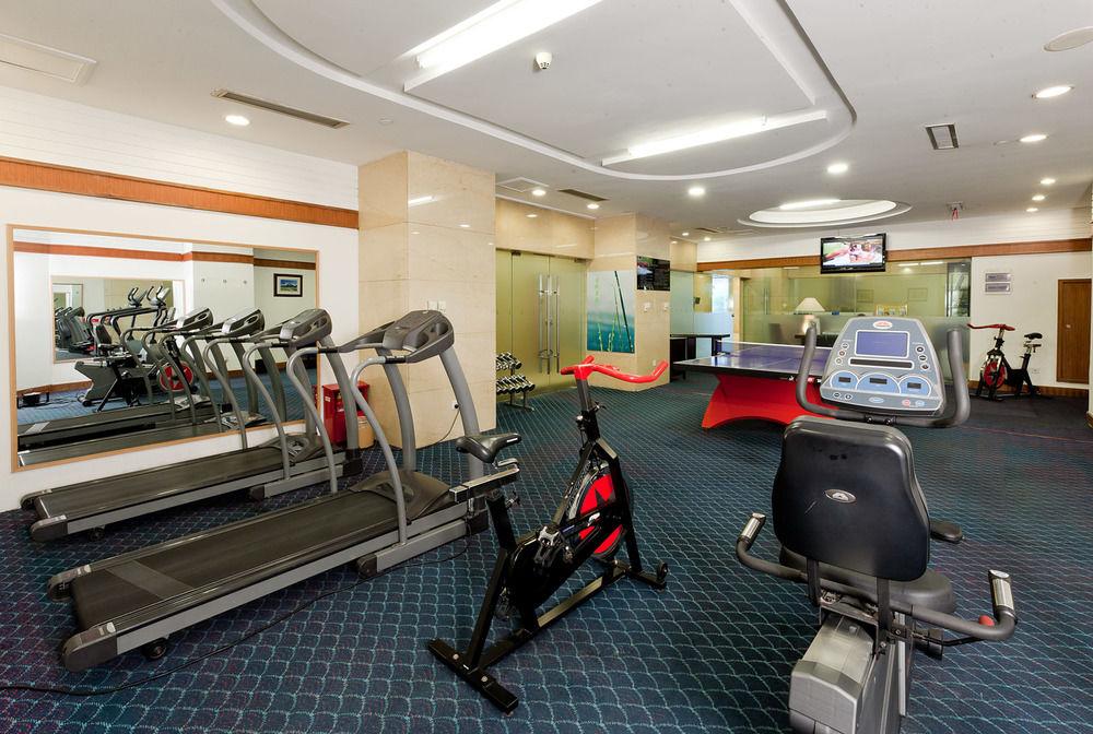 Фото Oriental Deluxe Hotel