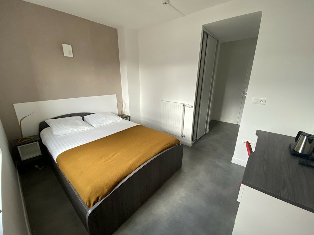 Фото Moov'Appart Hotel Clichy
