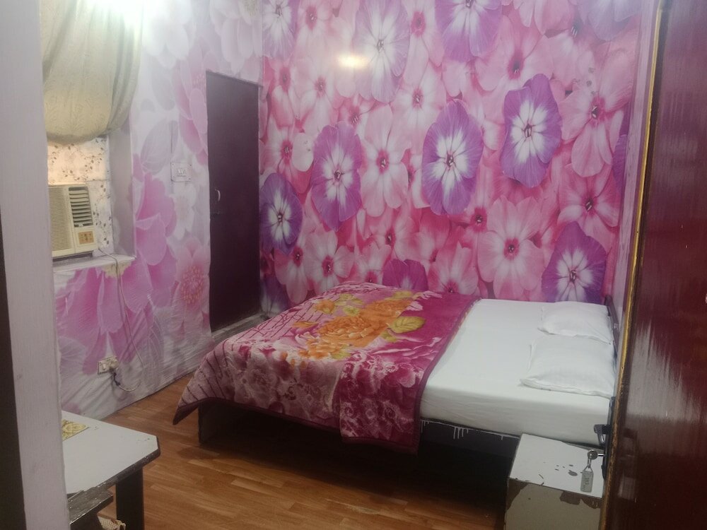 Фото Hotel Raj Bed & Breakfast