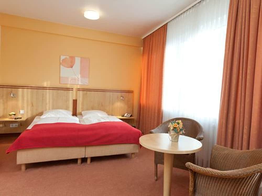 Фото Hotel Imperial Hamburg