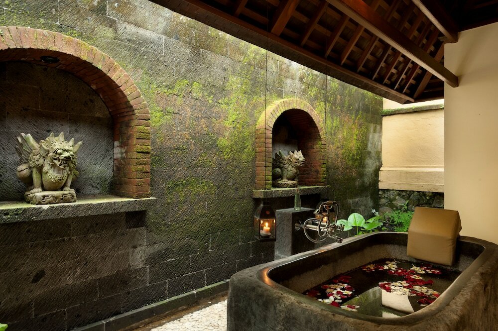 Фото Komaneka at Tanggayuda