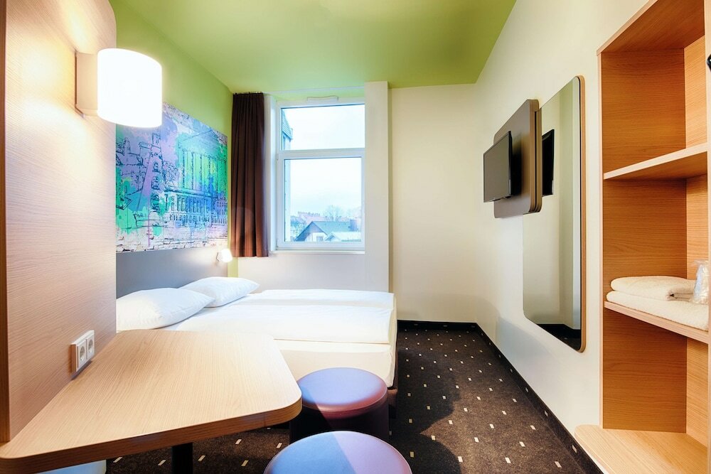 Фото B&b Hotel Kassel-City