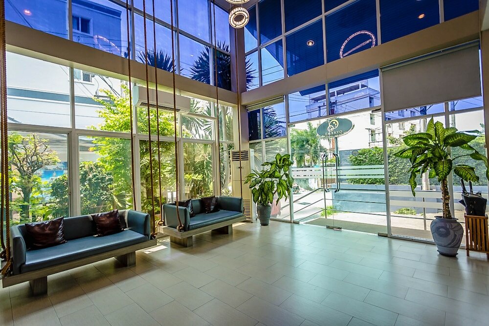 Фото Embryo Hotel