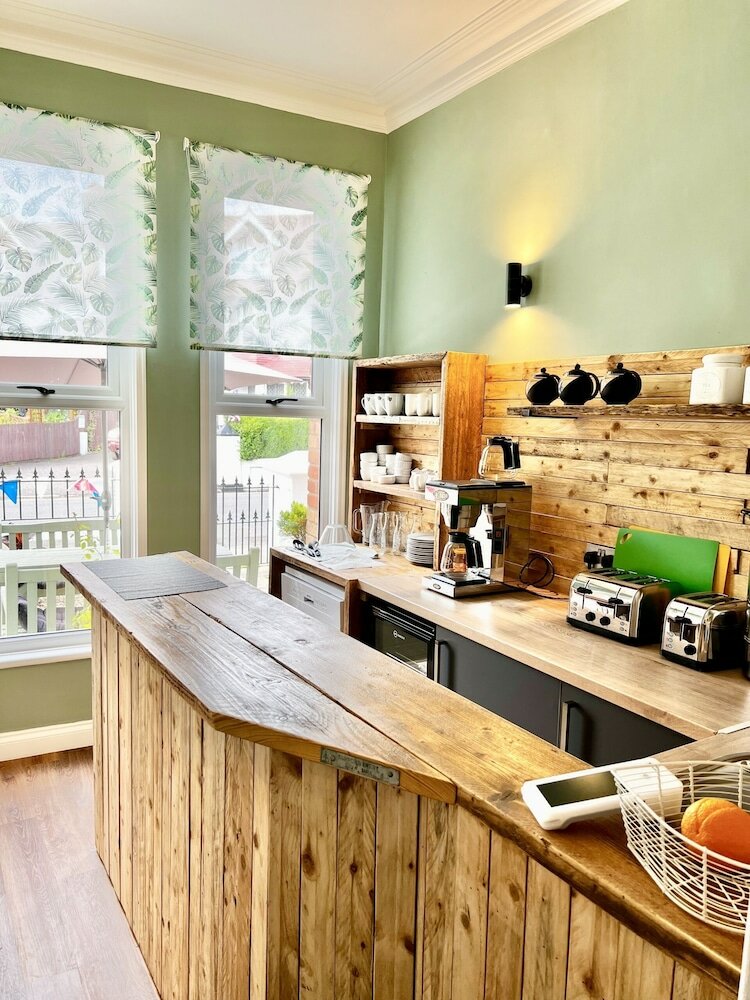 Фото Devon House Guest House