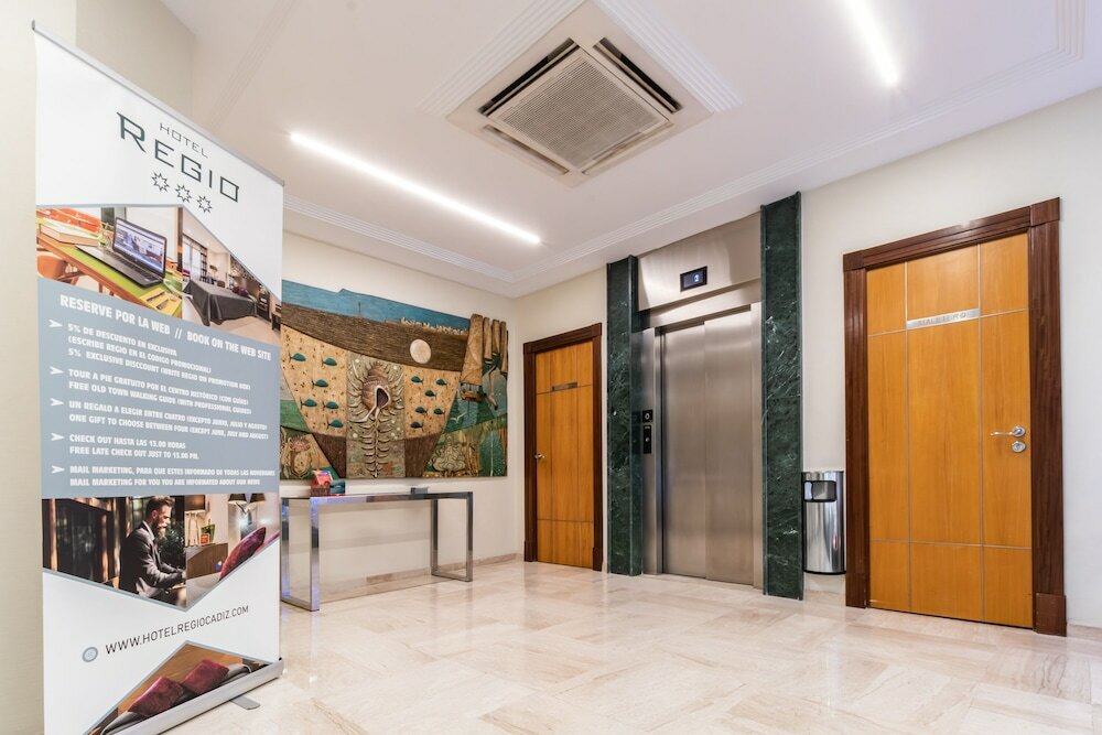 Фото Hotel Regio Cadiz