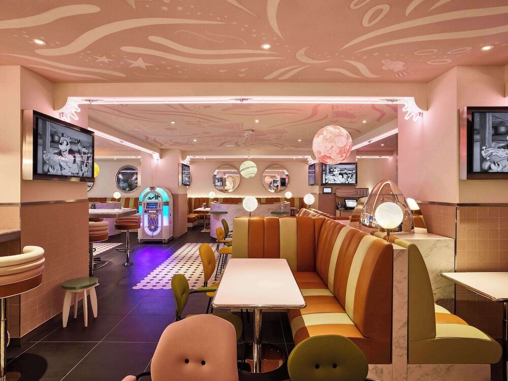 Фото Mama Shelter Paris La Défense