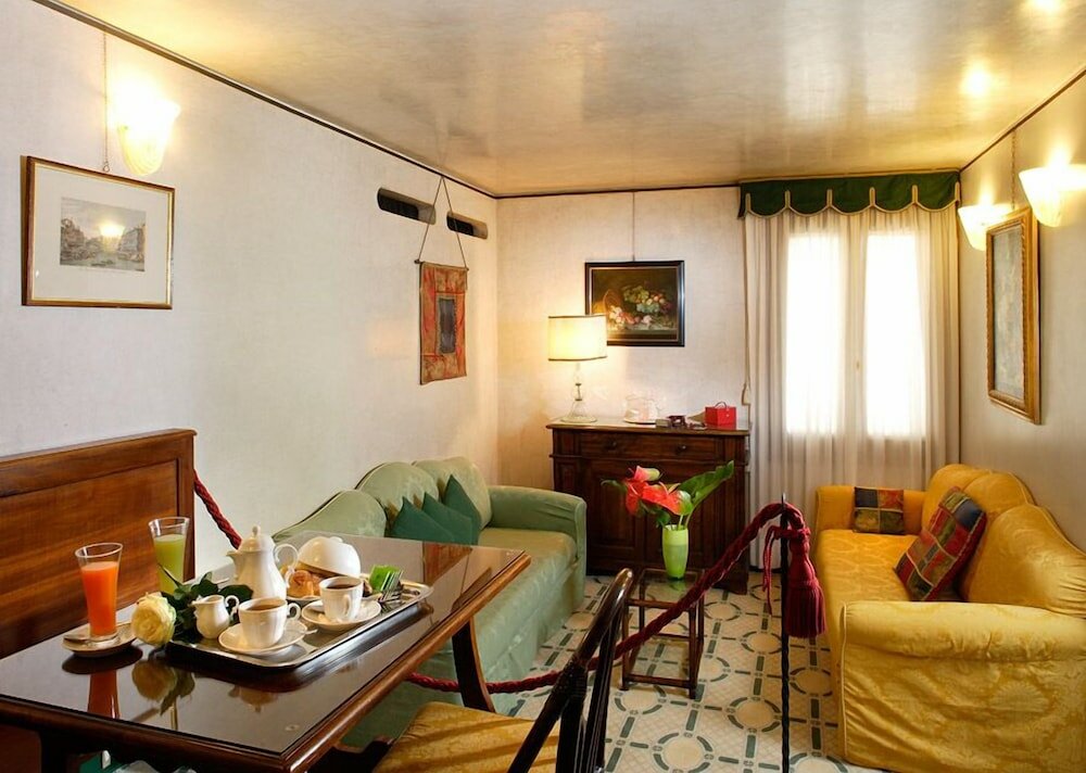 Фото Palazzo del Giglio