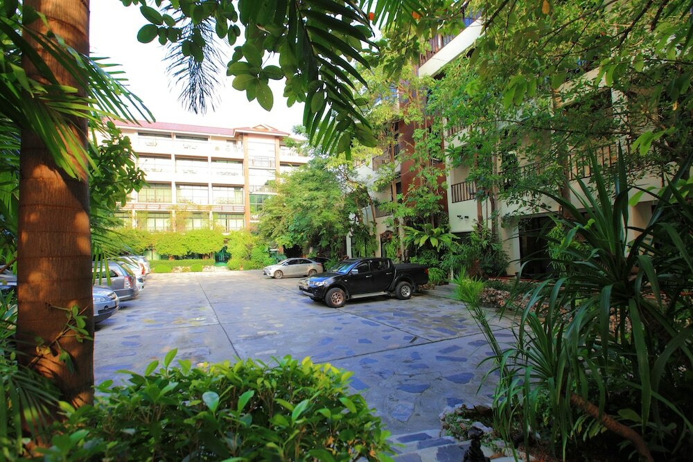 Фото Wungnoy Hotel