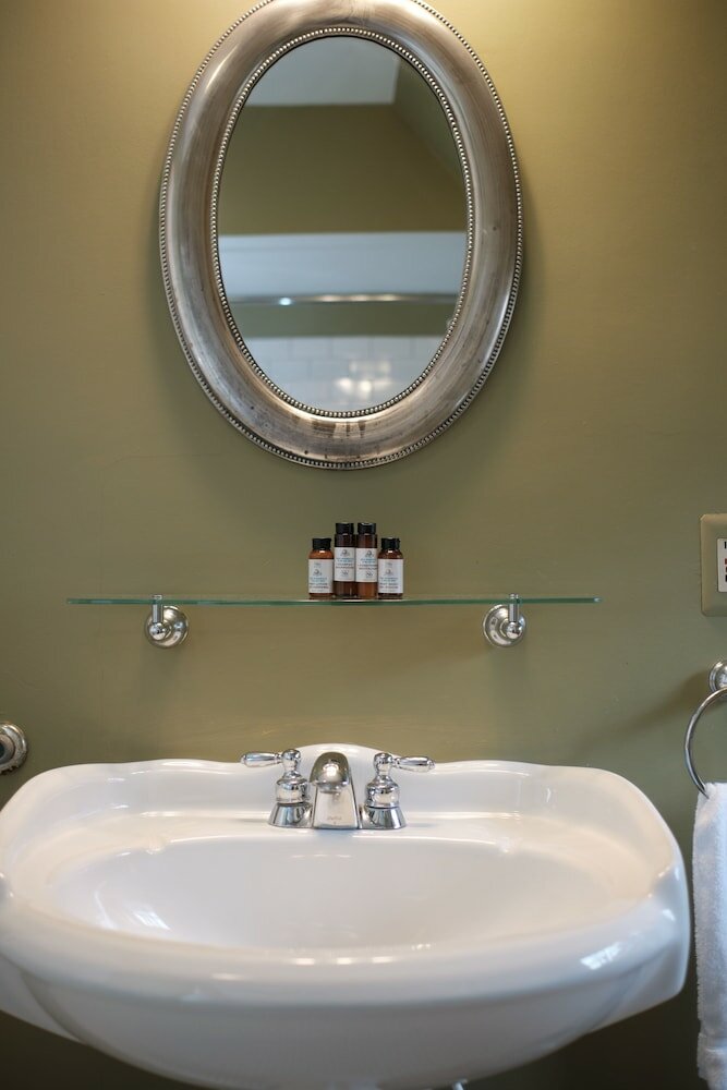 Фото The Inn on Ferry Street